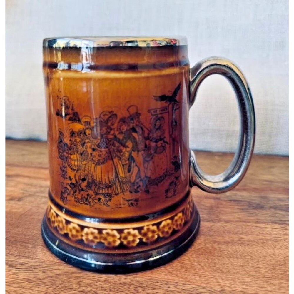VTG Amber Glaze 4" Mug Ridgway England Scenes from Coaching Days & Coaching Ways